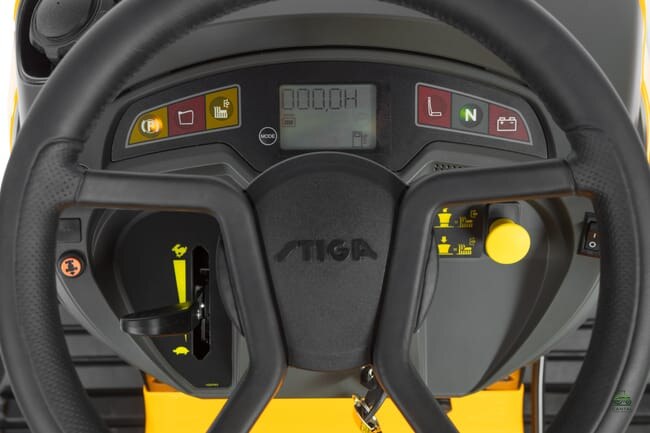 Tondeuse autoportée éjection arrière STIGA 635 cm³ l.122 cm
