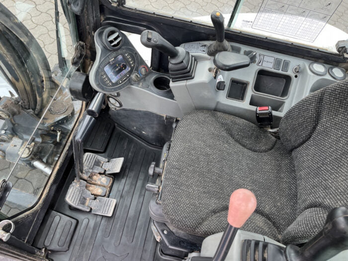 Bobcat E 55 + 3 GODETS